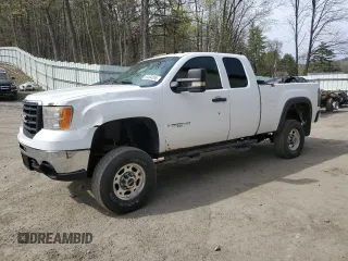2009 GMC Sierra 2500HD SLE z VIN 1GTHK59K59E125901, wystawiony jako Copart lot #55094295 z przebiegiem 262 201 mil mil oraz Tytuł czysty. Historia ofert i sprzedaży dostępna na DreamBid. Obrazek 1.