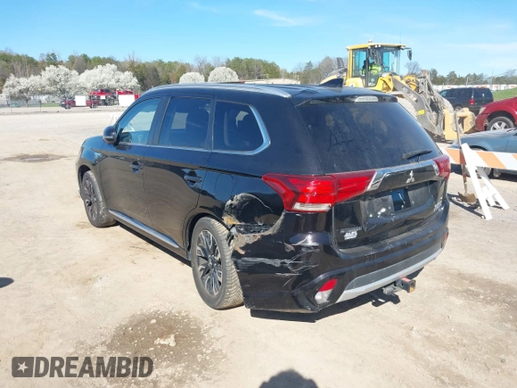 2018 Mitsubishi Outlander SEL with VIN JA4J24A56JZ031678, listed as a IAAI auction lot 38897134 with 146,701 mi miles and . Bid and sale history available at DreamBid. Image 3.