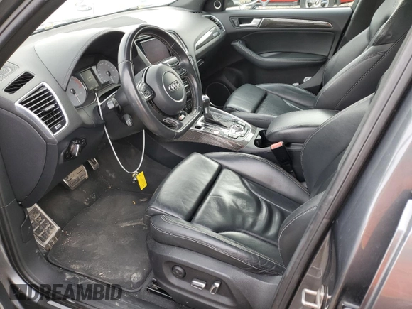 2014 Audi SQ5 Premium Plus z VIN WA1CGAFP0EA011899, wystawiony jako Copart lot #86581494 z przebiegiem 144 559 mil mil oraz Szkoda całkowita • Salvage title. Historia ofert i sprzedaży dostępna na DreamBid. Obrazek 7.