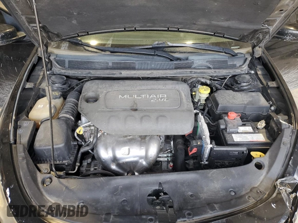 2015 Dodge Dart SXT z VIN 1C3CDFBB9FD422664, wystawiony jako Copart lot #48414225 z przebiegiem 169 223 mil mil oraz Szkoda całkowita • Salvage title. Historia ofert i sprzedaży dostępna na DreamBid. Obrazek 12.
