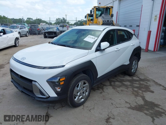 2025 Hyundai Kona SE with VIN KM8HACAB7SU222737, listed as a IAAI auction lot 42113828 with 1 mi miles. Bid and sale history available at carsss.com. Image 17.