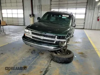 2001 Chevrolet Tahoe LT z VIN 1GNEK13T11R105615, wystawiony jako Copart lot #54928215 z przebiegiem 183 623 mil mil oraz Szkoda całkowita • Salvage title. Historia ofert i sprzedaży dostępna na DreamBid. Obrazek 14.