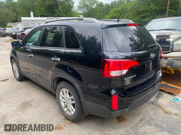 2015 Kia Sorento LX with VIN 5XYKTCA65FG612606, listed as a Copart auction lot 65296225 with Not provided miles and Clean title. Bid and sale history available at DreamBid. Image 9.