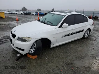 2009 BMW 3 Series 328i with VIN WBAPH53579A438546, listed as a Copart auction lot 85115464 with 86,775 mi miles and Salvage title. Bid and sale history available at DreamBid. Image 1.