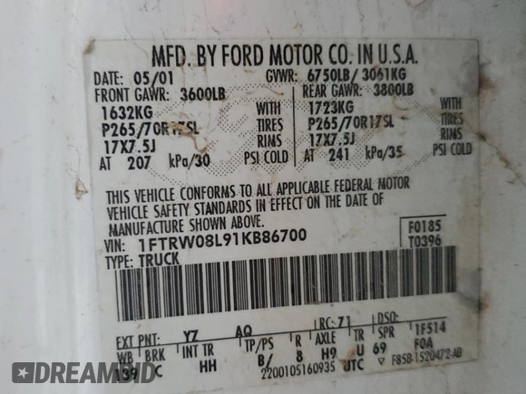 2001 Ford F-150 XLT z VIN 1FTRW08L91KB86700, wystawiony jako Copart lot #57443015 z przebiegiem 340 550 mil mil oraz Czysty tytuł • Clean title. Historia ofert i sprzedaży dostępna na DreamBid. Obrazek 12.