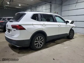 2019 Volkswagen Tiguan SE with VIN 3VV2B7AX6KM005759, listed as a Copart auction lot 43954805 with 69,206 mi miles and Salvage Title. Bid and sale history available at carsss.com. Image 3.