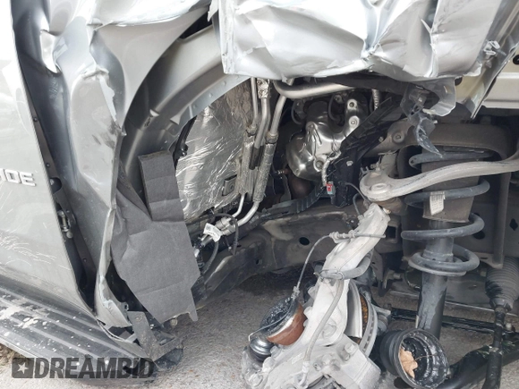 2023 Chevrolet Tahoe LT z VIN 1GNSKNKD5PR186843, wystawiony jako IAAI lot #41288404 z przebiegiem 38 690 mil mil oraz . Historia ofert i sprzedaży dostępna na DreamBid. Obrazek 19.