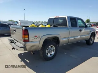 2000 GMC Sierra 2500 SLE z VIN 1GTGK29U1YE282223, wystawiony jako Copart lot #53886435 z przebiegiem Nie podano mil oraz Tytuł czysty. Historia ofert i sprzedaży dostępna na DreamBid. Obrazek 3.