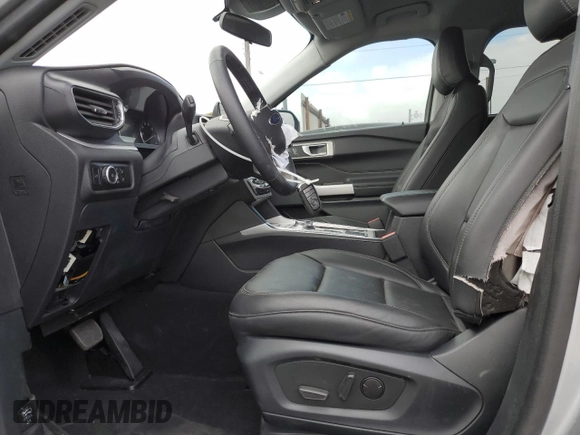 2024 Ford Explorer XLT с VIN 1FMSK7DH8RGA81728, выставлен на аукционе Copart как лот 62089835 с пробегом 1 220 миль миль и Списание • Salvage title. История ставок и продаж доступна на DreamBid. Изображение 7.