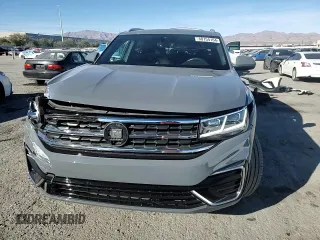 2021 Volkswagen Atlas SEL with VIN 1V2SE2CAXMC235406, listed as a Copart auction lot 80754164 with 31,527 mi miles and Salvage title. Bid and sale history available at DreamBid. Image 11.