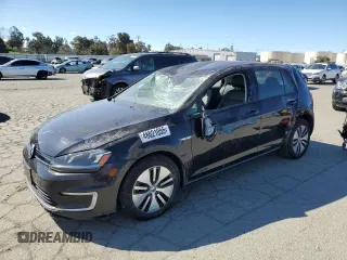 2015 Volkswagen Golf SEL Premium z VIN WVWPP7AUXFW912001, wystawiony jako Copart lot #48021055 z przebiegiem 40 397 mil mil oraz Szkoda całkowita • Salvage title. Historia ofert i sprzedaży dostępna na DreamBid. Obrazek 1.