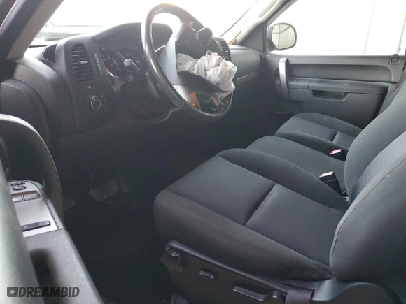2013 Chevrolet Silverado 1500 LT with VIN 1GCNKSE0XDZ146055, listed as a Copart auction lot 81398734 with 114,974 mi miles and Salvage Title. Bid and sale history available at carsss.com. Image 8.