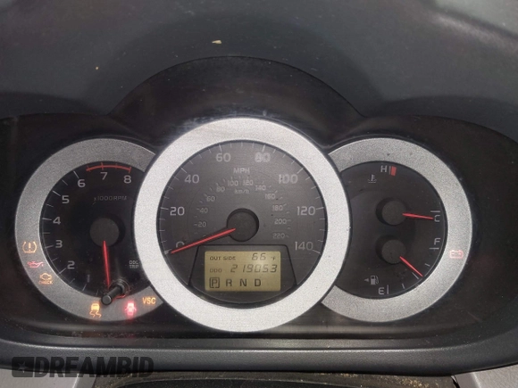 2008 Toyota RAV4 with VIN JTMZD33V386074106, listed as a IAAI auction lot 41987998 with 219,053 mi miles. Bid and sale history available at carsss.com. Image 7.