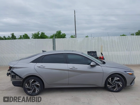 2024 Hyundai Elantra SEL with VIN KMHLS4DGXRU717514, listed as a IAAI auction lot 42189253 with 23,940 mi miles and . Bid and sale history available at DreamBid. Image 13.