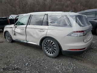2023 Lincoln Aviator Reserve with VIN 5LM5J7XC5PGL11848, listed as a Copart auction lot 50815295 with 0 mi miles and Salvage Title. Bid and sale history available at carsss.com. Image 2.