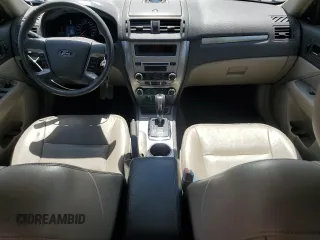 2012 Ford Fusion Hybrid z VIN 3FADP0L3XCR176552, wystawiony jako Copart lot #55787415 z przebiegiem 156 806 mil mil oraz Szkoda całkowita • Salvage title. Historia ofert i sprzedaży dostępna na DreamBid. Obrazek 8.