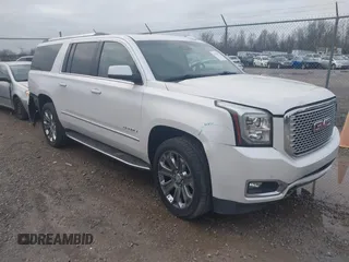 2016 GMC Yukon XL Denali with VIN 1GKS2HKJ9GR264481, listed as a IAAI auction lot 41764272 with 114,852 mi miles. Bid and sale history available at carsss.com. Image 1.