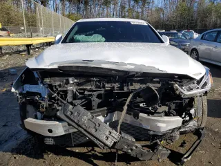 2017 Genesis G90 3.3T Premium with VIN KMHG34JA6HU032181, listed as a Copart auction lot 86780684 with 50,684 mi miles and Salvage Title. Bid and sale history available at carsss.com. Image 5.