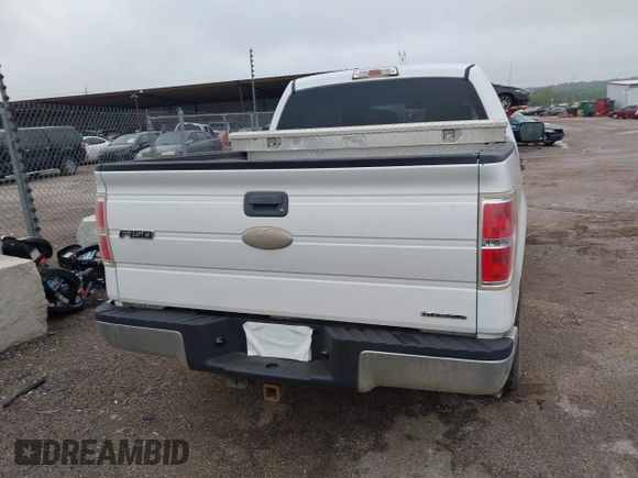 2012 Ford F-150 XL z VIN 1FTEW1CM5CFA25907, wystawiony jako IAAI lot #42304133 z przebiegiem 380 246 mil mil oraz . Historia ofert i sprzedaży dostępna na DreamBid. Obrazek 16.