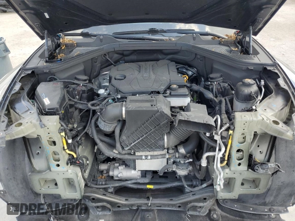 2022 Genesis GV80 with VIN KMUHBDSB2NU101119, listed as a Copart auction lot 45217395 with 31,477 mi miles and Non repairable. Bid and sale history available at DreamBid. Image 14.