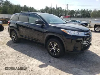 2017 Toyota Highlander LE with VIN 5TDBZRFH1HS454380, listed as a Copart auction lot 49449085 with 151,807 mi miles and Salvage title. Bid and sale history available at DreamBid. Image 4.