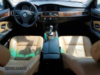 2009 BMW 5 Series 528i with VIN WBANU53579C120532, listed as a Copart auction lot 54745385 with 200,789 mi miles and Clean Title. Bid and sale history available at carsss.com. Image 8.