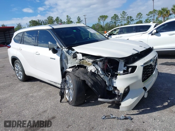 2021 Toyota Highlander Hybrid Limited with VIN 5TDYARAH2MS009326, listed as a IAAI auction lot 41674315 with 76,104 mi miles and . Bid and sale history available at DreamBid. Image 1.