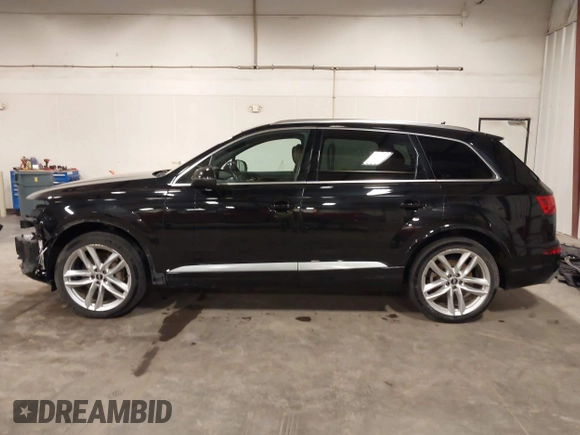 2017 Audi Q7 Prestige with VIN WA1VABF71HD043036, listed as a IAAI auction lot 42255140 with 90,009 mi miles and . Bid and sale history available at DreamBid. Image 15.