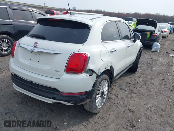 2016 FIAT 500X Lounge z VIN ZFBCFYDT0GP328541, wystawiony jako IAAI lot #42016388 z przebiegiem 134 806 mil mil oraz . Historia ofert i sprzedaży dostępna na DreamBid. Obrazek 4.