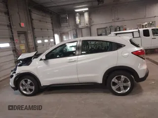 2021 Honda HR-V LX with VIN 3CZRU6H39MM734422, listed as a IAAI auction lot 41830761 with 46,260 mi miles. Bid and sale history available at carsss.com. Image 14.
