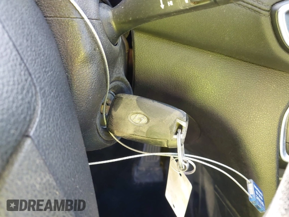 2019 Hyundai Santa Fe SE with VIN 5NMS23AD2KH134016, listed as a IAAI auction lot 41977240 with 61,448 mi miles and . Bid and sale history available at DreamBid. Image 11.