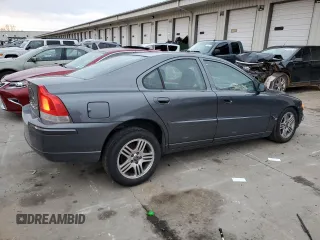 2005 Volvo S60 with VIN YV1RH592452443680, listed as a Copart auction lot 84014284 with 190,370 mi miles and Salvage Title. Bid and sale history available at carsss.com. Image 3.