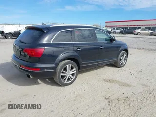2013 Audi Q7 3.0T Premium Plus with VIN WA1LGAFE1DD002592, listed as a IAAI auction lot 41710303 with 160,696 mi miles. Bid and sale history available at carsss.com. Image 4.