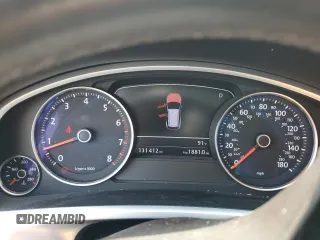2013 Volkswagen Touareg Lux с VIN WVGEF9BP0DD002456, выставлен на аукционе Copart как лот 56034435 с пробегом 131 412 миль миль и Списание • Salvage title. История ставок и продаж доступна на DreamBid. Изображение 9.