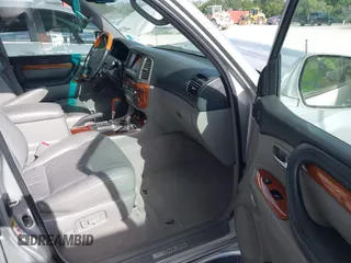 2006 Lexus LX 470 z VIN JTJHT00W864014757, wystawiony jako IAAI lot #42332814 z przebiegiem 131 641 mil mil oraz . Historia ofert i sprzedaży dostępna na DreamBid. Obrazek 5.
