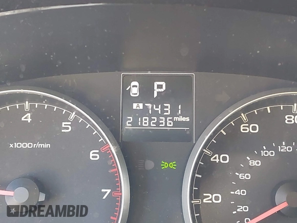 2014 Subaru Legacy Premium with VIN 4S3BMBC67E3019014, listed as a IAAI auction lot 42633398 with 218,236 mi miles and . Bid and sale history available at DreamBid. Image 15.