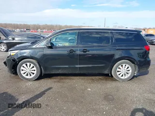 2017 Kia Sedona EX with VIN KNDMC5C18H6260441, listed as a IAAI auction lot 41797159 with 77,309 mi miles. Bid and sale history available at carsss.com. Image 14.