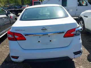 2018 Nissan Sentra S z VIN 3N1AB7AP7JY310031, wystawiony jako IAAI lot #41974445 z przebiegiem 106 842 mil mil oraz . Historia ofert i sprzedaży dostępna na DreamBid. Obrazek 16.