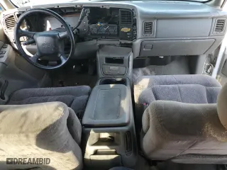 1999 Chevrolet Silverado 1500 LS with VIN 1GCEC19V1XZ167409, listed as a Copart auction lot 63126374 with 0 mi miles and Salvage Title. Bid and sale history available at carsss.com. Image 8.