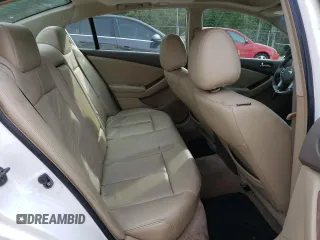 2008 Nissan Altima 2.5 SL with VIN 1N4AL21E08N525176, listed as a Copart auction lot 60597704 with 158,998 mi miles and Salvage Title. Bid and sale history available at carsss.com. Image 10.