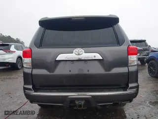 2011 Toyota 4Runner SR5 with VIN JTEZU5JR5B5018288, listed as a IAAI auction lot 41554553 with 206,106 mi miles. Bid and sale history available at carsss.com. Image 16.