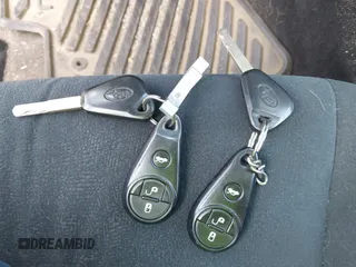 2009 Subaru Impreza i с VIN JF1GE616X9H504758, выставлен на аукционе IAAI как лот 42502416 с пробегом 261 043 миль миль и . История ставок и продаж доступна на DreamBid. Изображение 11.