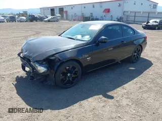 2010 BMW 3 Series z VIN WBAWV5C56AP081978, wystawiony jako IAAI lot #42170650 z przebiegiem 143 061 mil mil oraz . Historia ofert i sprzedaży dostępna na DreamBid. Obrazek 17.
