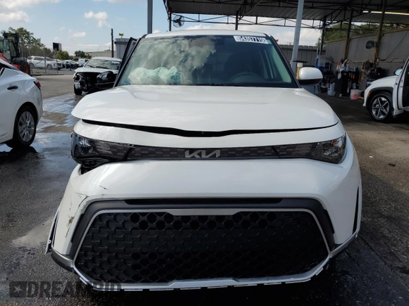 2025 Kia Soul LX with VIN KNDJ23AU8S7942311, listed as a Copart auction lot 54357715 with 132 mi miles and Salvage Title. Bid and sale history available at DreamBid. Image 5.