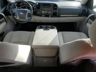 2007 Chevrolet Silverado 1500 LTZ with VIN 2GCEK13M271602210, listed as a Copart auction lot 42870065 with 175,554 mi miles and Clean Title. Bid and sale history available at carsss.com. Image 8.