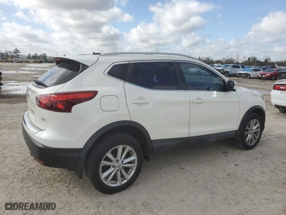 2017 Nissan Rogue Sport S with VIN JN1BJ1CP3HW000221, listed as a Copart auction lot 48822515 with 86,469 mi miles and Clean Title. Bid and sale history available at carsss.com. Image 3.