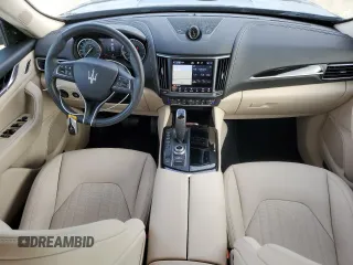 2022 Maserati Levante GT with VIN ZN661XUA1NX398867, listed as a Copart auction lot 37395284 with 18,539 mi miles. Bid and sale history available at carsss.com. Image 8.
