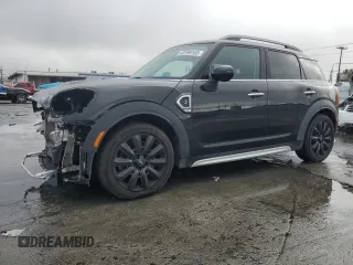 2018 MINI Countryman Cooper S with VIN WMZYT3C34J3E00776, listed as a Copart auction lot 43199165 with 41,874 mi miles and Salvage Title. Bid and sale history available at carsss.com. Image 1.