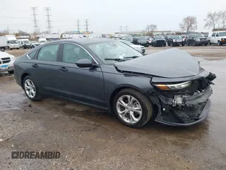 2024 Honda Accord LX z VIN 1HGCY1F20RA086892, wystawiony jako IAAI lot #42067807 z przebiegiem 8 592 mil mil oraz . Historia ofert i sprzedaży dostępna na DreamBid. Obrazek 1.