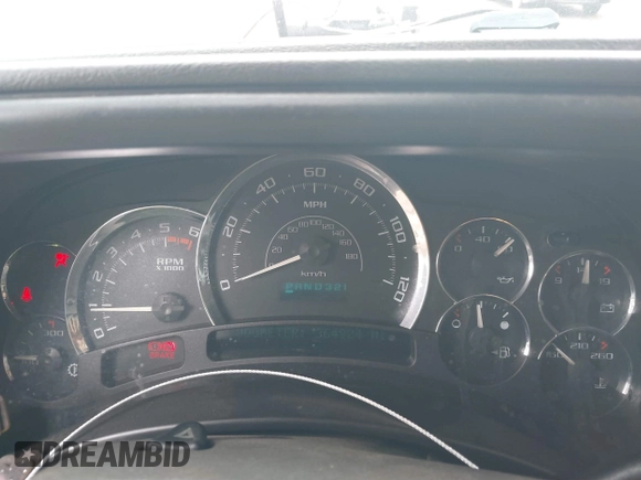 2005 Cadillac Escalade z VIN 1GYEC63TX5R125669, wystawiony jako IAAI lot #40783533 z przebiegiem 364 924 mil mil oraz . Historia ofert i sprzedaży dostępna na DreamBid. Obrazek 7.